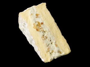 Secret N°4 ⋆ Brie aux poires, noix de cajou et roquefort